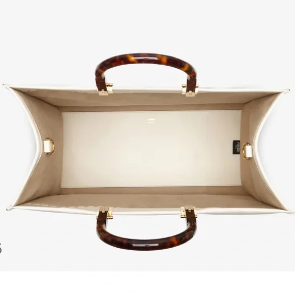 FENDI Sunshine Medium White Leather Shopper - Picture 5 of 16